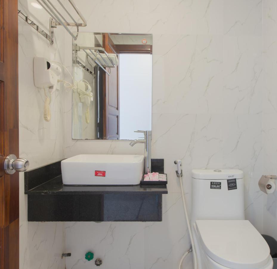 Khach San Cliffhouse 3* Нячанг